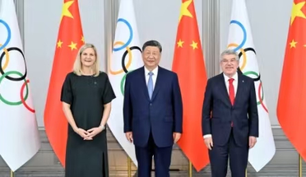 習近平會見國際奧委會主席考文垂和終身名譽主席巴赫